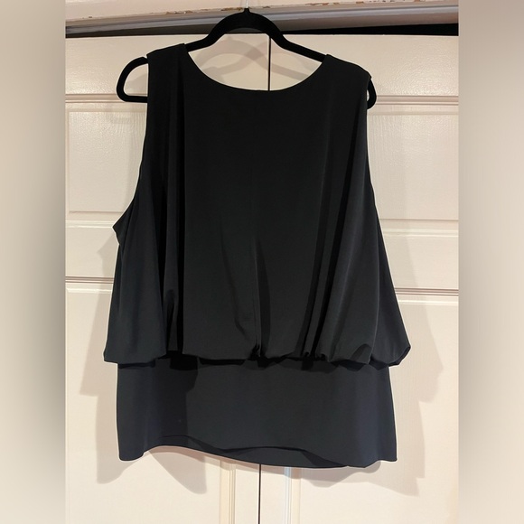 Lane Bryant Banded Bubble Hem Tank - PLUS Size 26/28 - Picture 2 of 4